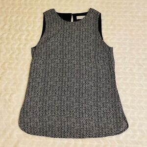 EUC- LOFT Black and White Chevron Blouse